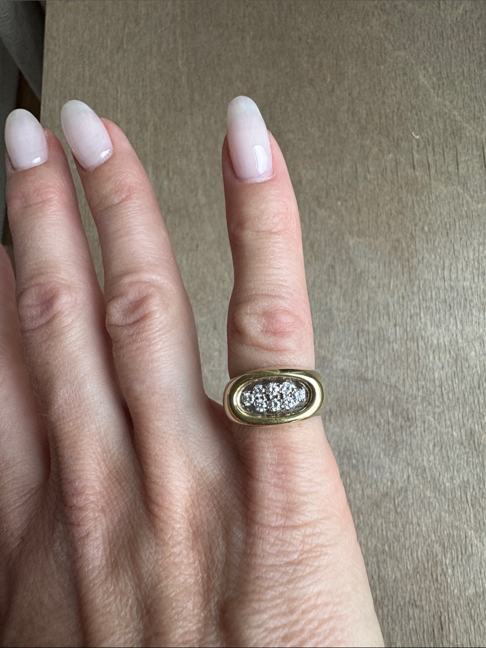 Gold and Diamond Vintage Ring - Picture 1 of 6